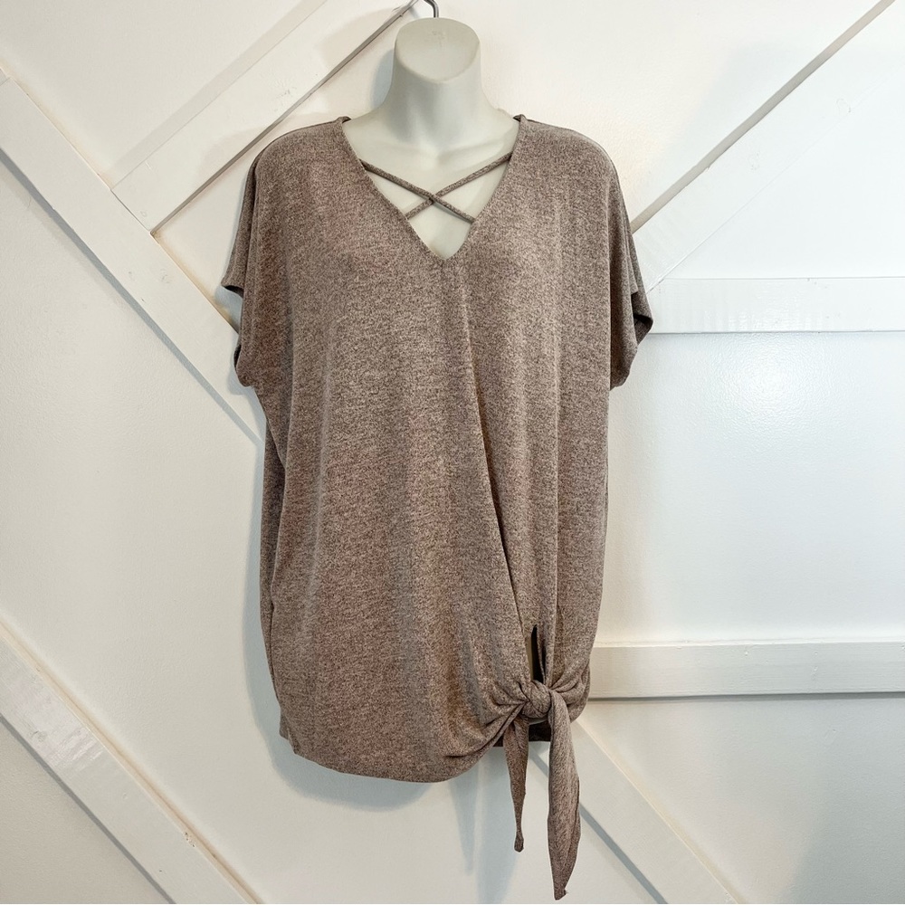 She + Sky Rose Heather Short Sleeve Sweater with Crisscross Detail, Small